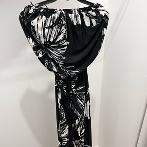 Black & White Palm Printed Strapless Jumpsuit🖤🤍